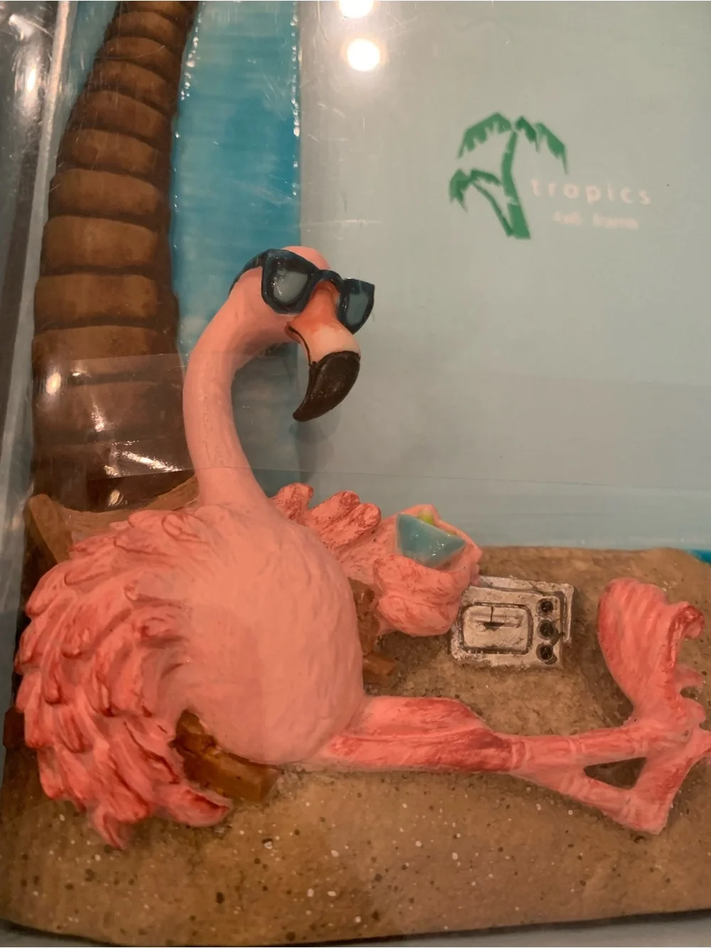 Flamingo Picture Frame 3D Scene Magnetic Frame Holds A 4” x 6” Photo NEW